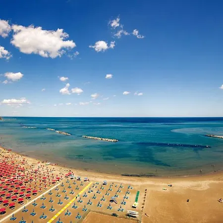 Casa Del Faro - Baia Flaminia *