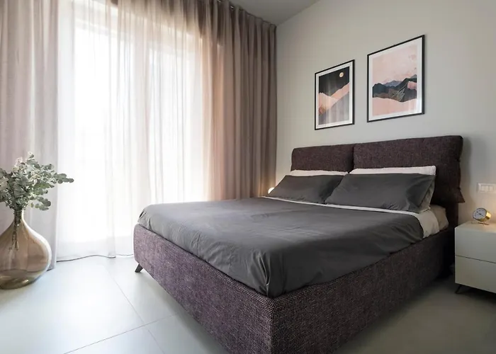 Casa Del Faro - Baia Flaminia * بيزارو