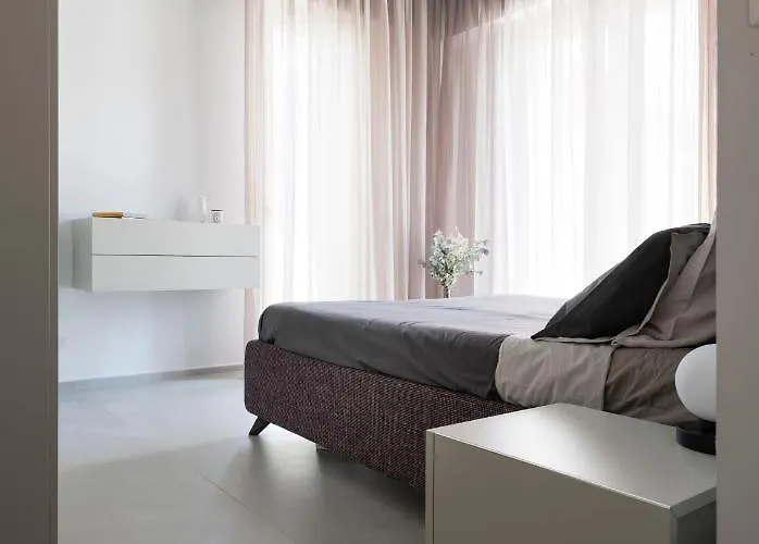 Casa Del Faro - Baia Flaminia بيزارو